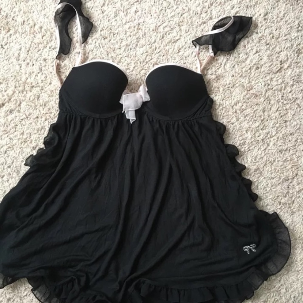 Victorias Secret Lingerie Black 34B w/ Diamond